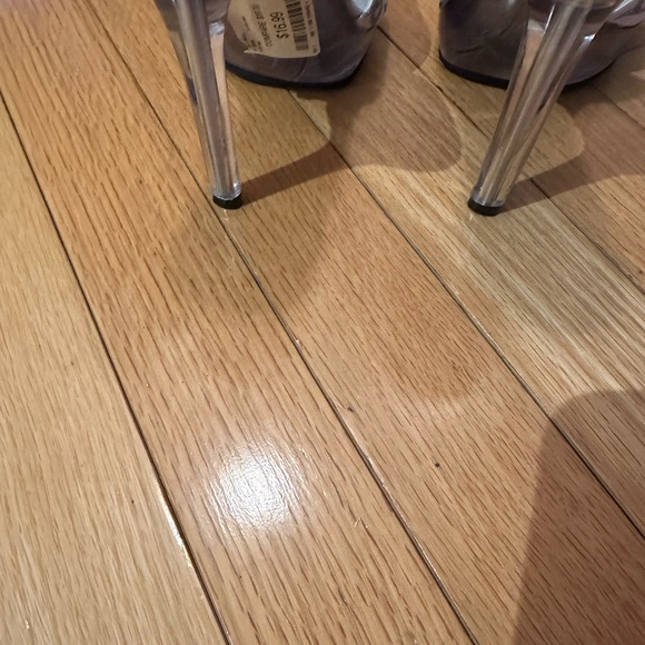 NWT high heel silver heels with sparkle - Picture 3 of 4